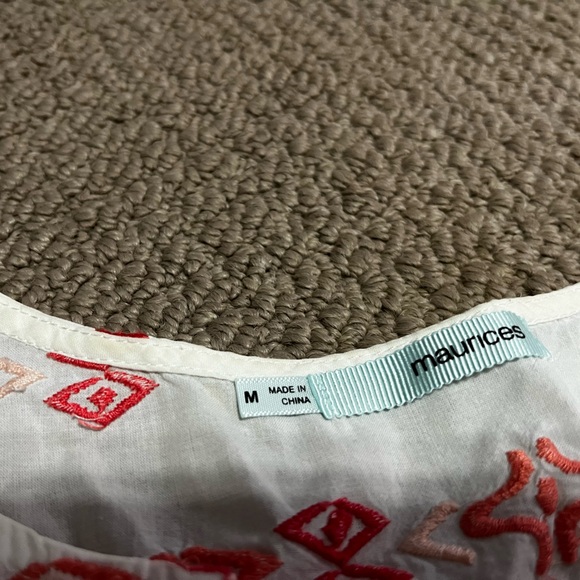 Maurices | Medium Flowy Blouse - Picture 6 of 6